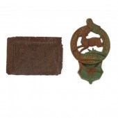CAST IRON JOHN DEER LETTER HOL