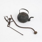 CAST IRON KETTLE WITH WROUGHT