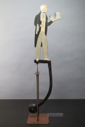 CAST IRON KINETIC PENDULUM BAL