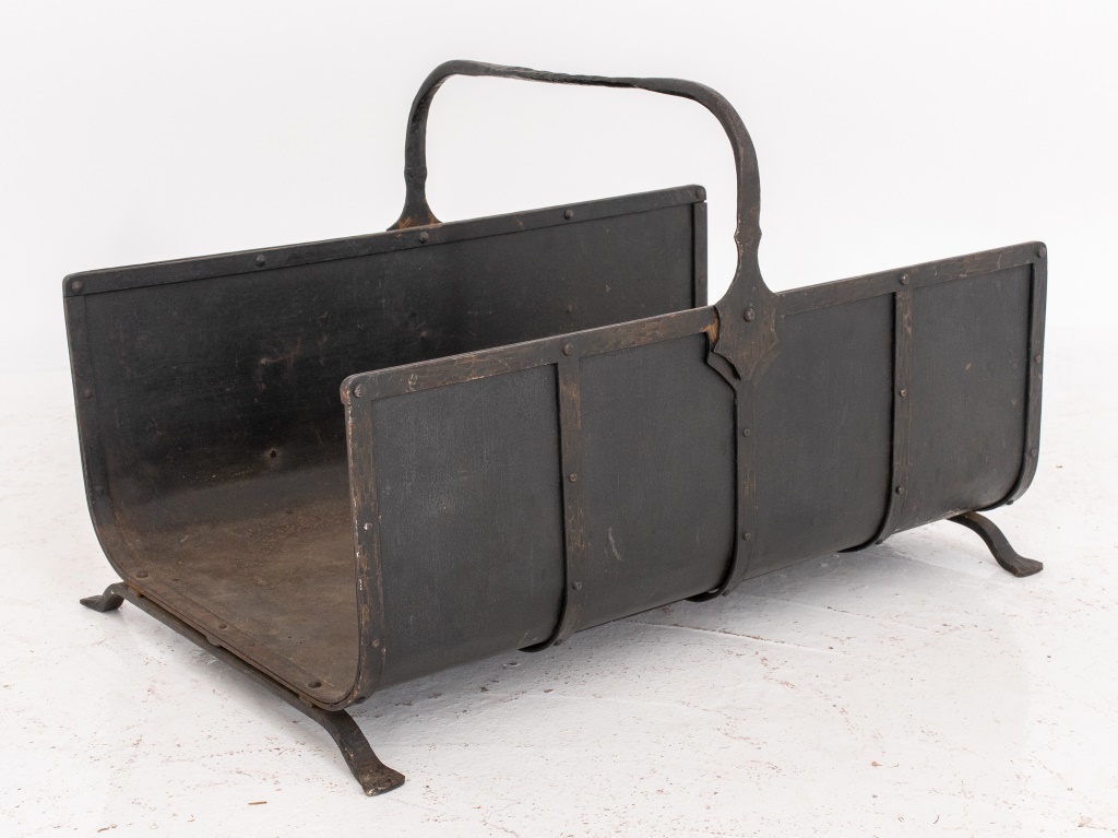 CAST IRON LOG HOLDER Cast iron