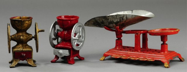 CAST IRON MINIATURES Includes
