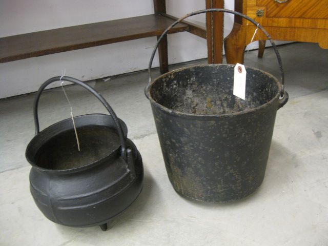 Cast Iron Pot & Pail 7'' & 9 1/2''.