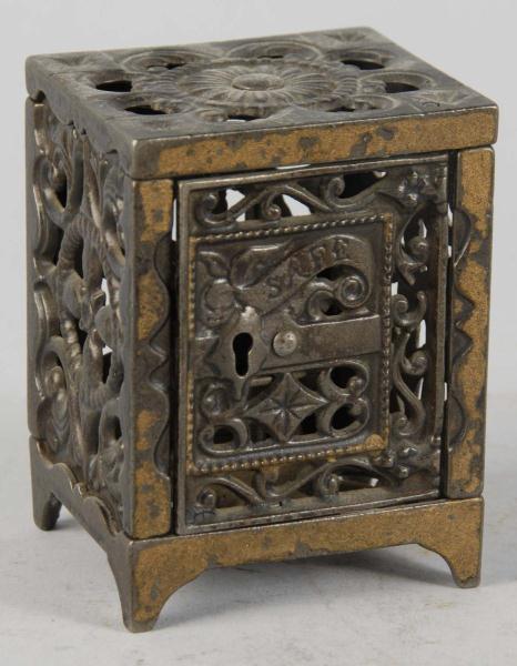 Cast Iron Safe Still Bank. 