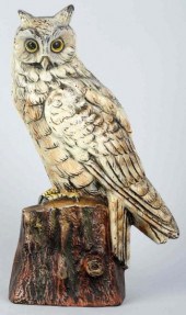Cast Iron Snowy Owl on Stump D