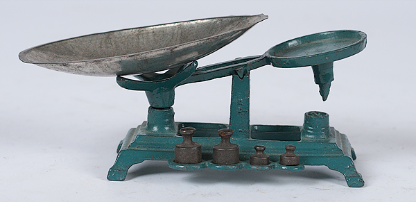 Cast Iron Toy Scale American a cast