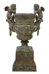 CAST IRON VERSAILLES STYLE GAR