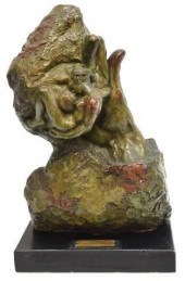 CAST SCULPTURE THE HAND OF GOD