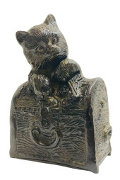 CAT IN TREASURE CHEST STILL BA