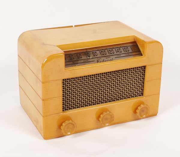 Catalin bakelite radio mfg. by