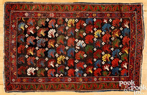 CAUCASIAN CARPET, EARLY 20TH
