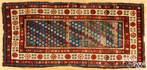CAUCASIAN CARPET, EARLY 20TH