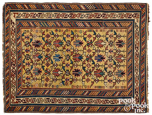 CAUCASIAN CARPET, EARLY 20TH