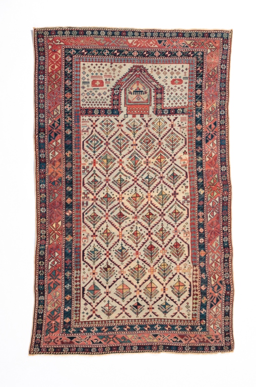 CAUCASIAN DAGESTAN PRAYER RUG.