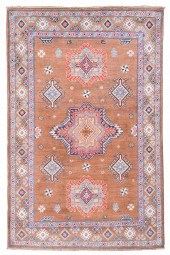 CAUCASIAN DESIGN RUG: 4’0” X 6