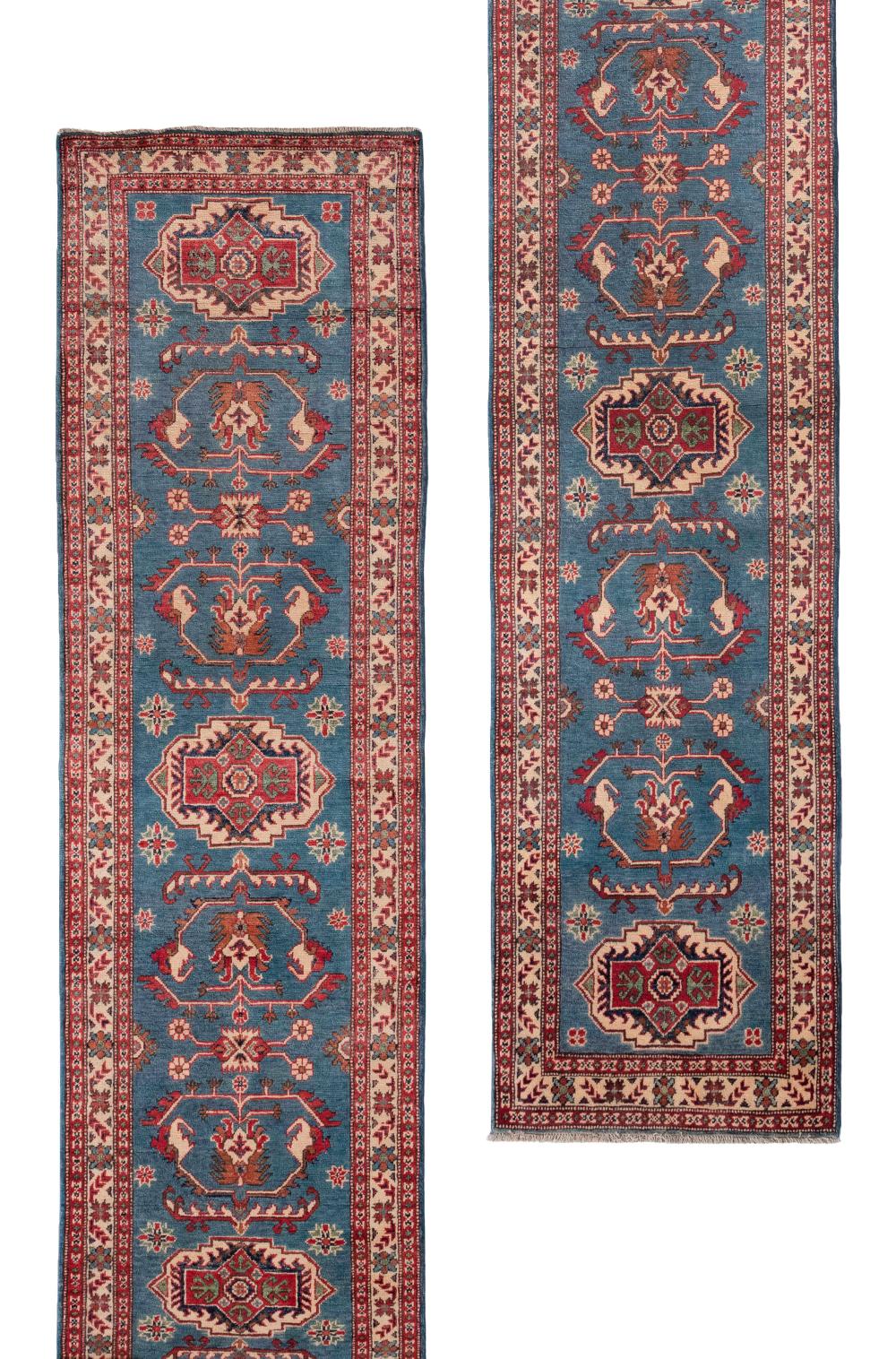CAUCASIAN DESIGN RUNNER: 2’6” X