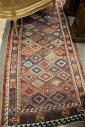 CAUCASIAN ORIENTAL RUNNER, 4'