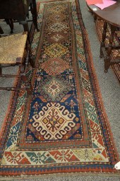 CAUCASIAN ORIENTAL RUNNER, SOM