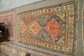 CAUCASIAN ORIENTAL THROW RUG (