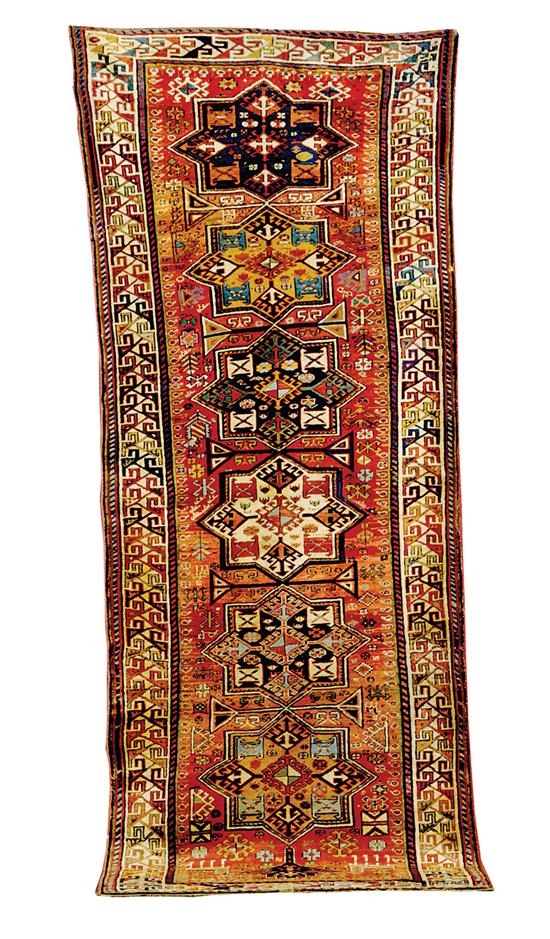 Caucasian runner 3'10'' x 10'