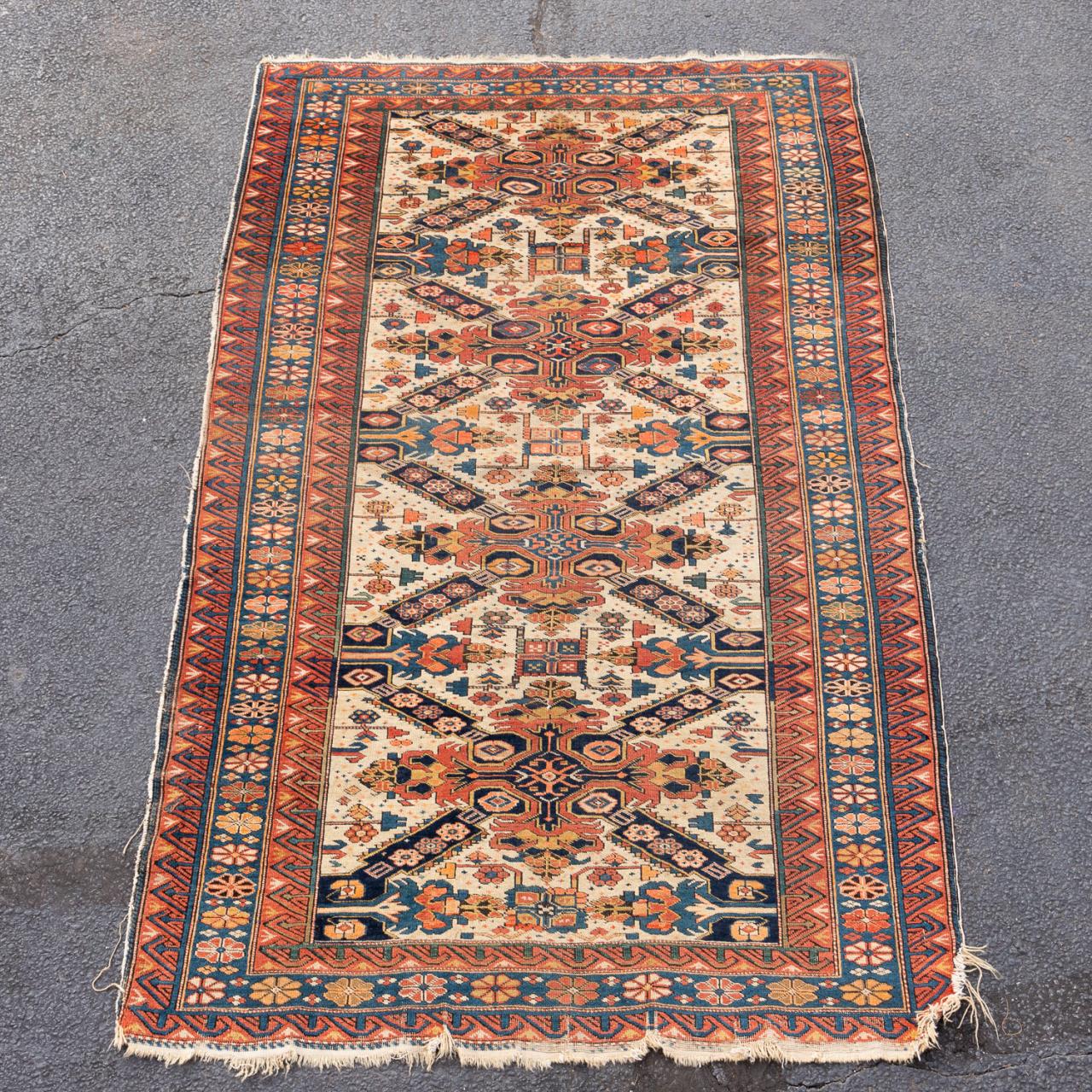 CAUCASIAN SEYCHOIR RUG, 3'11" X