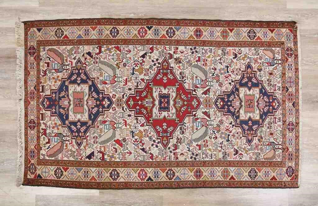 CAUCASIAN STYLE ANIMAL MOTIF
