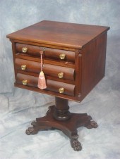 Caved mahogany Federal style w