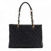 CAVIAR QUILTED GRAND SHOPPING