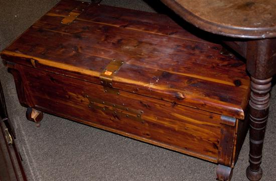 Cedar chest Estimate $ 20-40 No