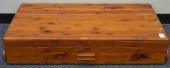 CEDAR UNDERBED BLANKET CHESTCe