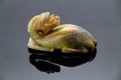 CELADON JADE BEAST CARVINGA ce