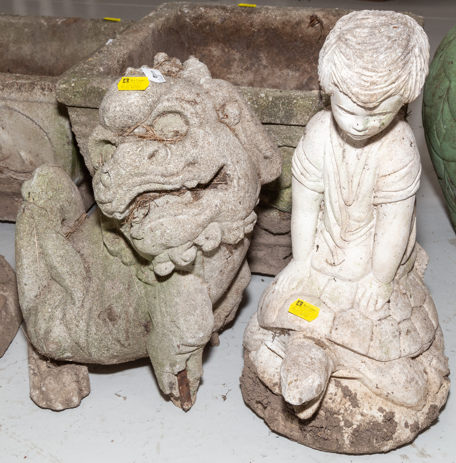 CEMENT FOUNTAINHEAD & FOO LION