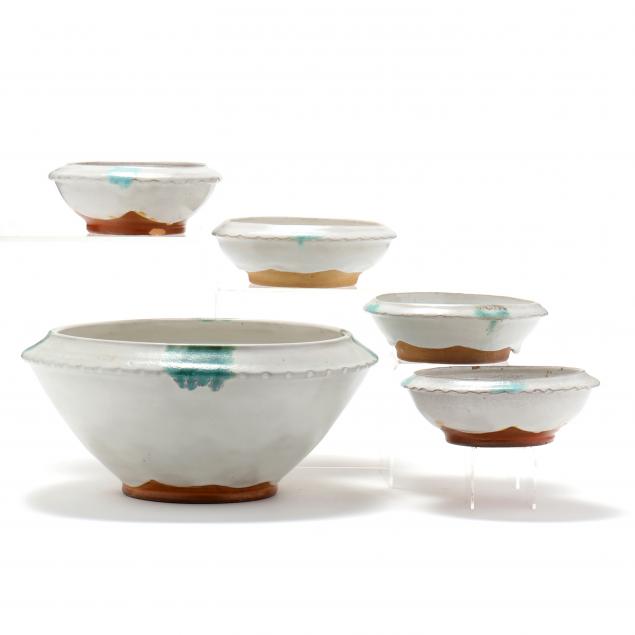 CENTER BOWL AND FOUR INDIVIDUAL