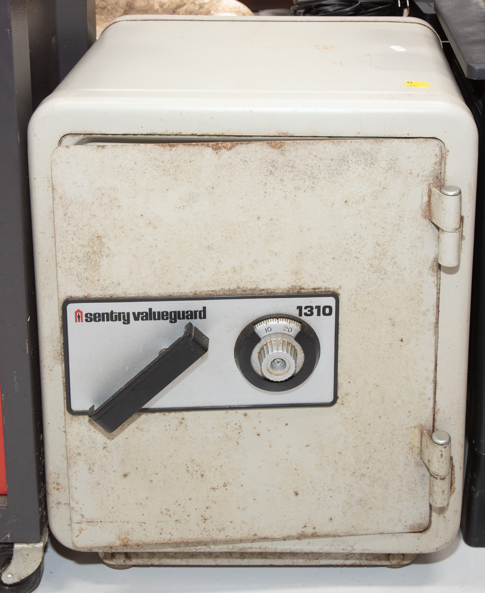 CENTURY MODEL 1310 FLOOR SAFE .