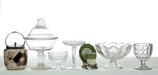 CERAMIC AND GLASS ITEMS. 