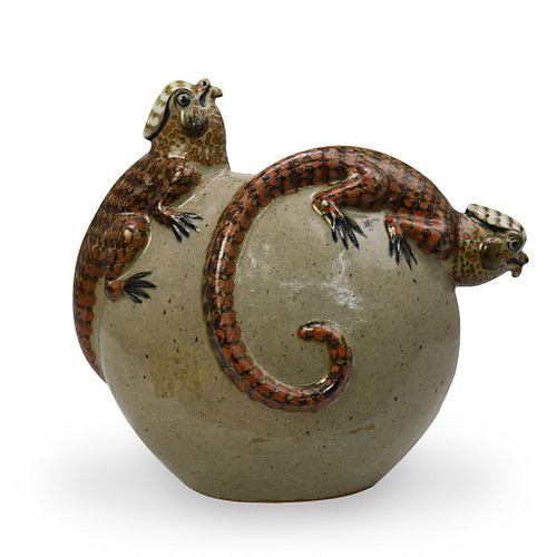 CERAMIC SIGNED LIZARD