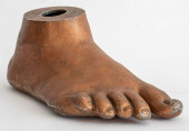 CESAR MANNER MODERN FOOT SCULP