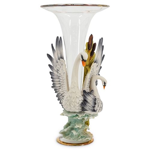 CEVIK SWAN CRYSTAL VASEDESCRIPTION: