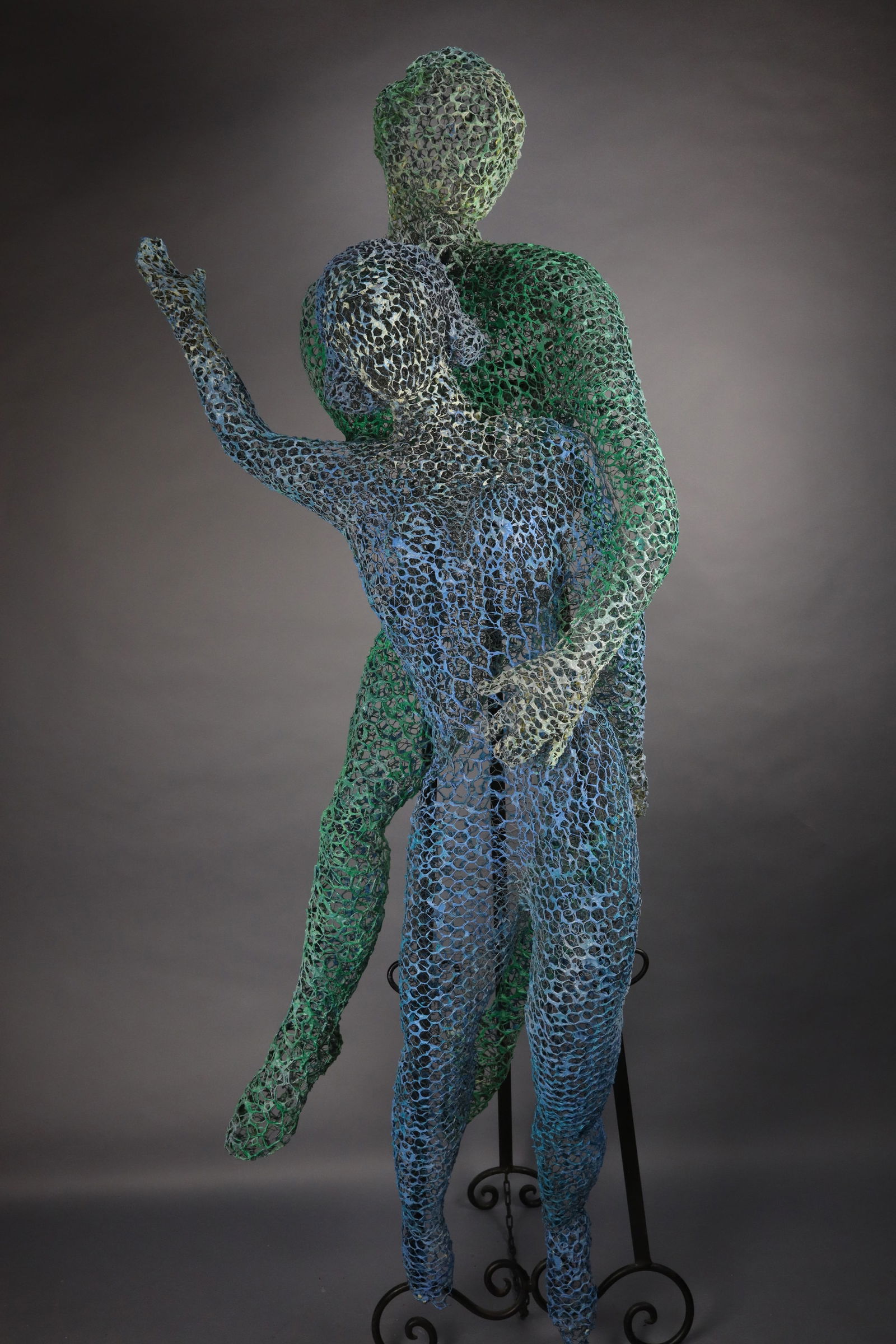 CHAGALL'S LOVERS, MOULDED WIRE