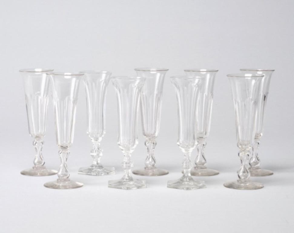 CHAMPAGNE FLUTESA group of nine cut