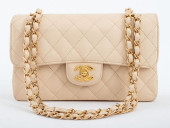 CHANEL BEIGE CAVIAR CLASSIC DO