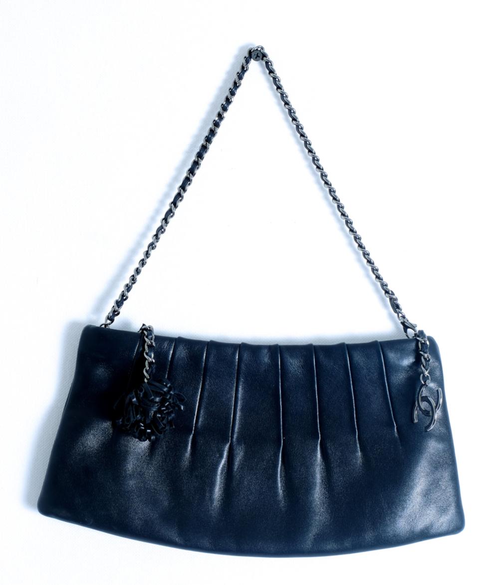 CHANEL BLACK LAMBSKIN CAMELLIA
