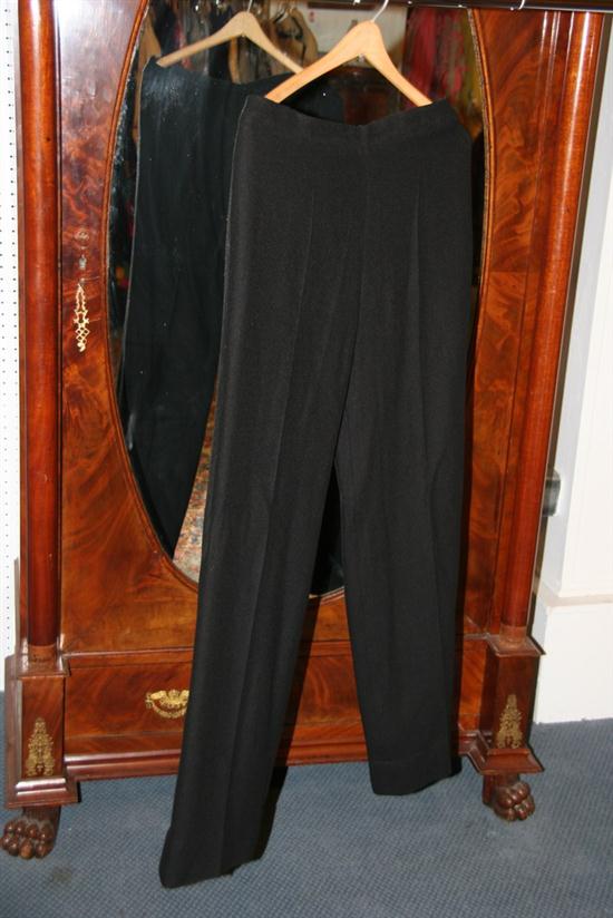 CHANEL BLACK WOOL TEXTURED PANTS