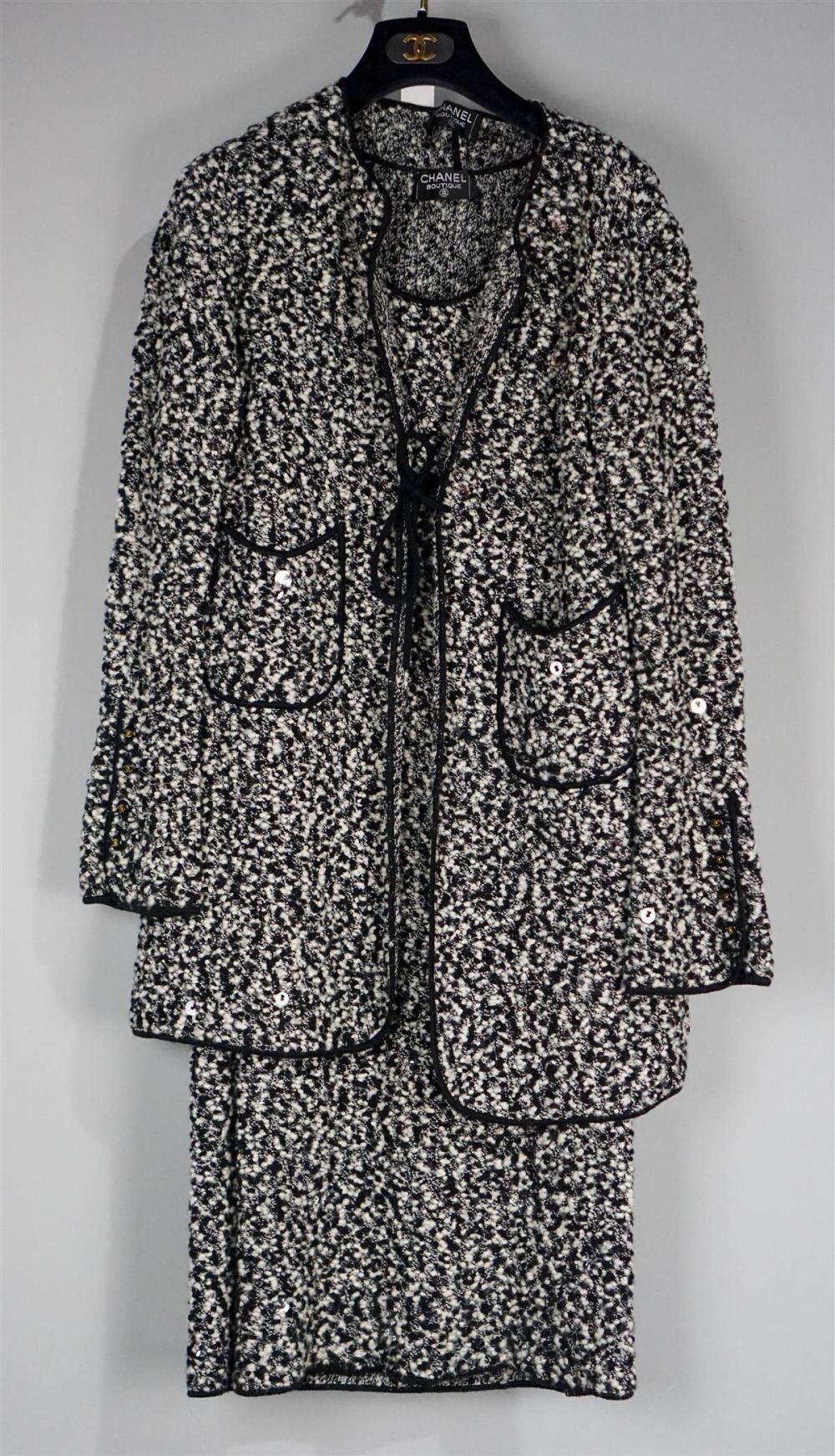 CHANEL BOUTIQUE BLACK AND CREME