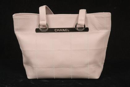 Chanel caviar leather pink tote