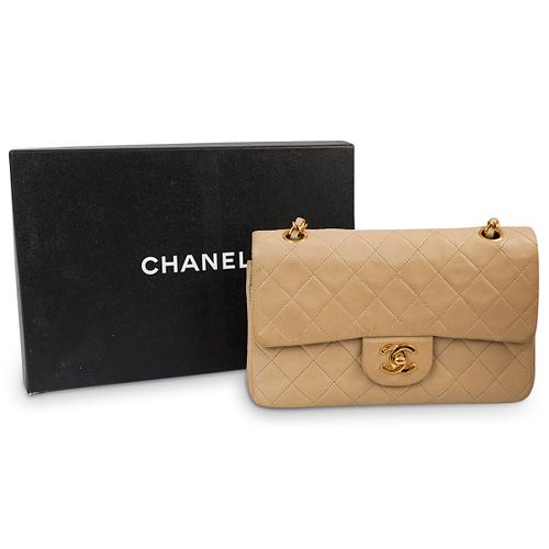 CHANEL CLASSIC DOUBLE FLAP BAG-