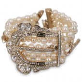 CHANEL COSTUME BEADED PEARL BR