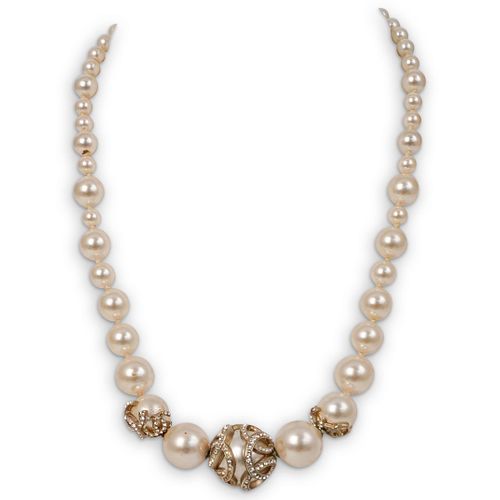 CHANEL COSTUME BEADED PEARL
