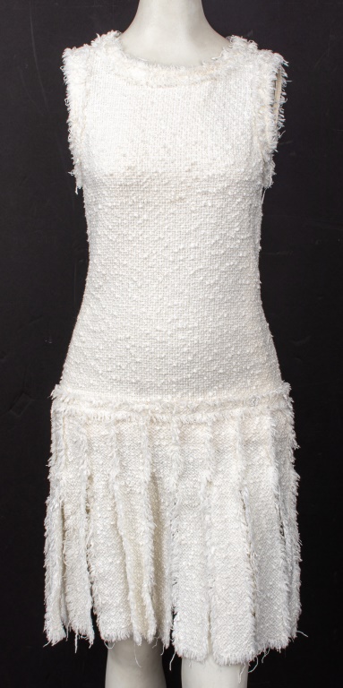 CHANEL COUTURE WHITE TWEED FRINGE