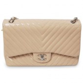 CHANEL DOUBLE FLAP CHEVRON BAG