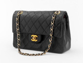 CHANEL DOUBLE FLAP QUILTED BLA